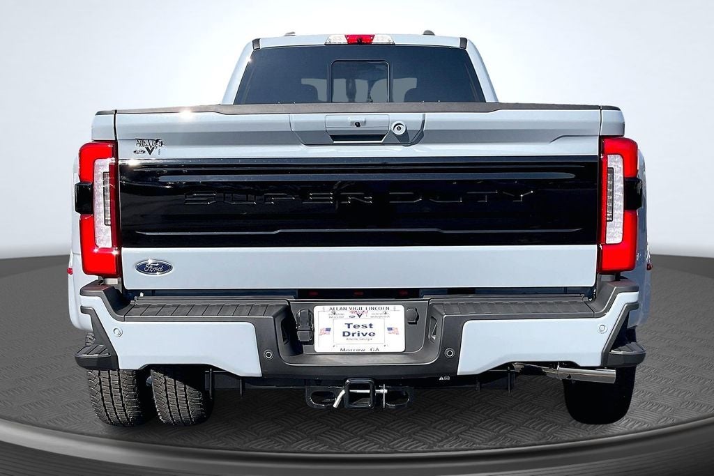 2026 Ford F-350SD Platinum DRW