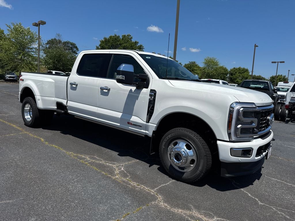 2026 Ford F-350SD Platinum DRW