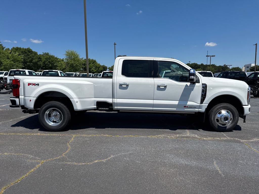 2026 Ford F-350SD Platinum DRW