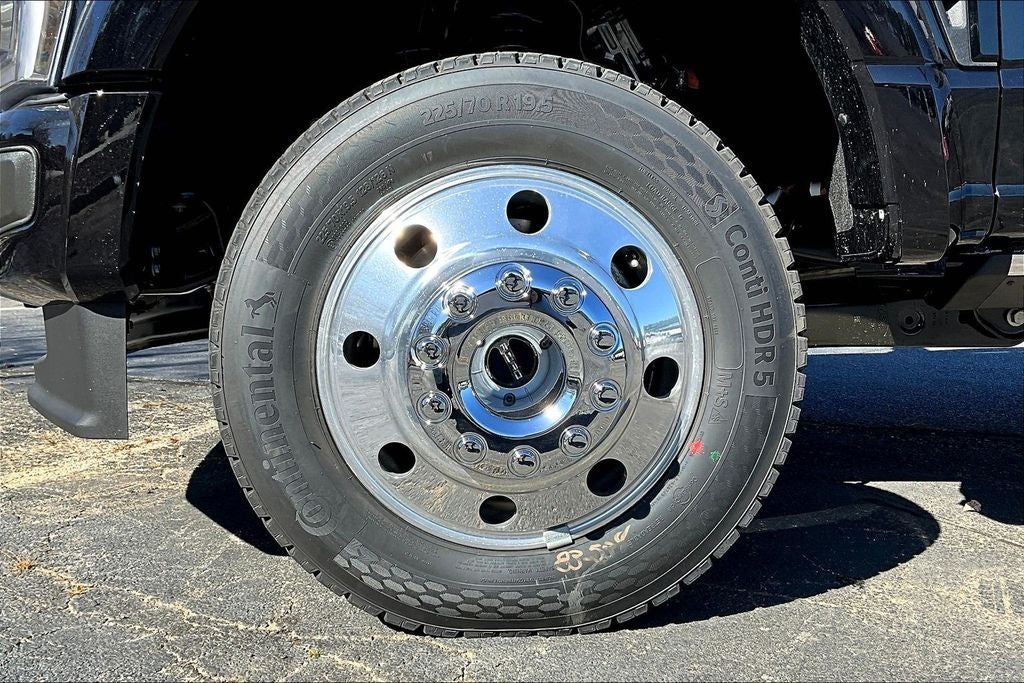 2026 Ford F-450SD Platinum DRW