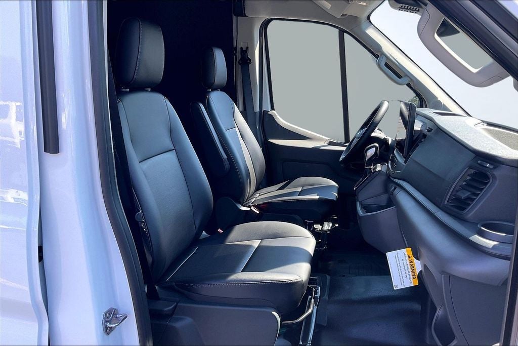 2027 Ford Transit-250 Base