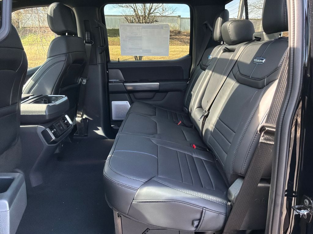 2025 Ford F-150 Platinum