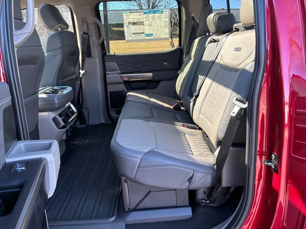 2025 Ford F-150 Platinum