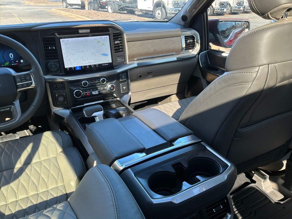 2025 Ford F-150 Platinum